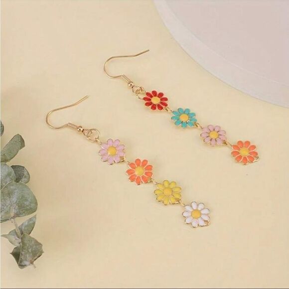 5/$25 Multicolor Flower 🌸 Drops - Picture 2 of 6